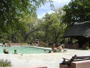 Pool Island Safari Lodge